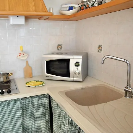 La Sirenetta Tra Mare E Collina