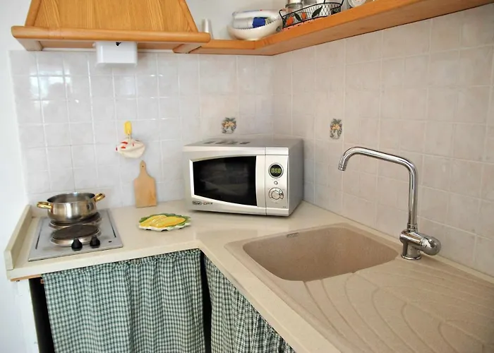 La Sirenetta Tra Mare E Collina